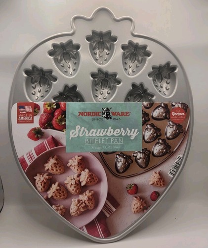 Nwt nordic ware strawberry - nordic,