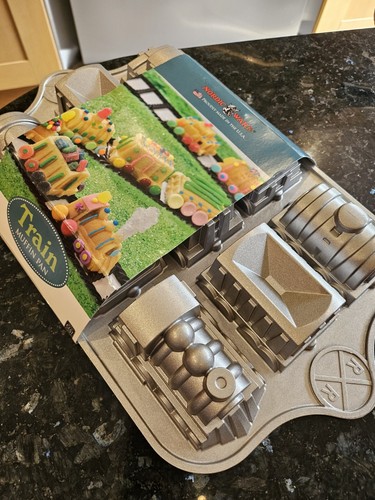 Nordic ware train cake - train, muffin