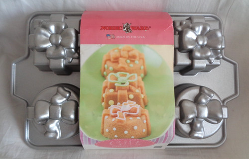 Nordic ware gift cakelets - ware,