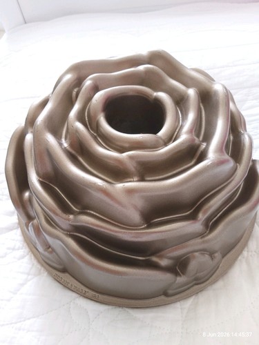 Nordic ware rose - ware, 10