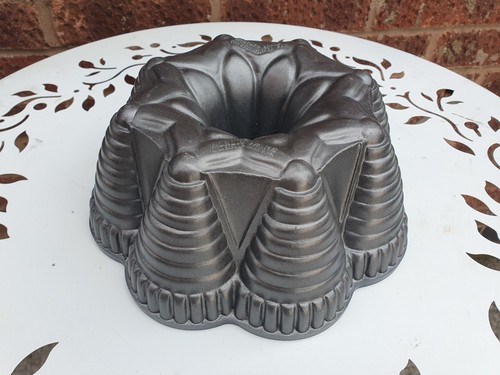 Vintage nordic ware bundt - vintage,