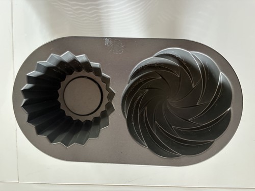 Nordic ware cake - , large